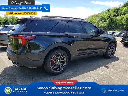 Used 2025 Ford Explorer ST w/ Sun And Sound Package AWD/4WD image 4