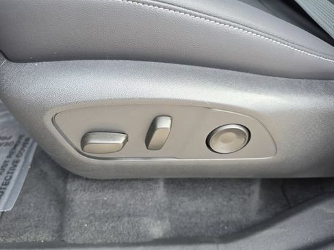 New 2026 Chevrolet Traverse LT FWD image 23