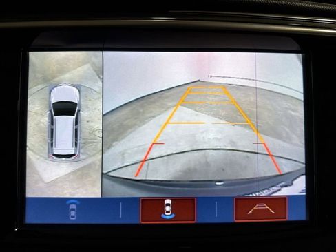 Used 2019 Buick Envision Premium w/ Driver Confidence Package image 16