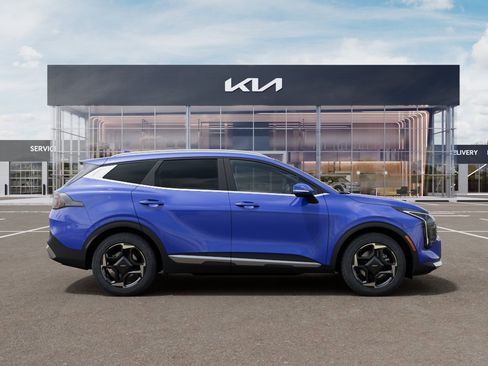 New 2026 Kia Sportage EX image 7