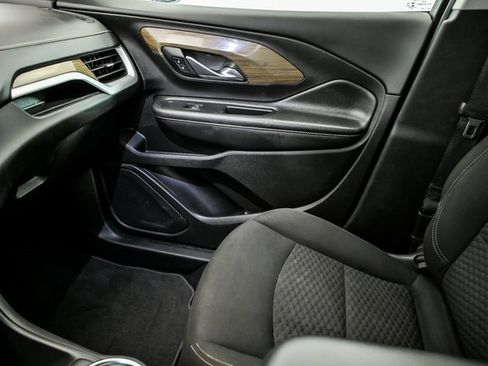 Used 2019 GMC Terrain SLE w/ Driver Convenience Package image 24