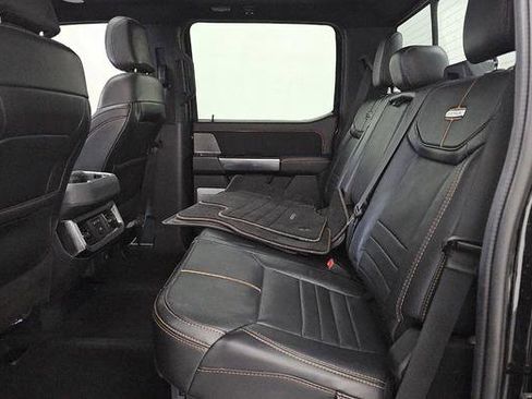 Used 2024 Ford F250 Platinum image 10