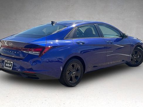 Used 2022 Hyundai Elantra SEL w/ Preferred Accessory Package FWD image 20