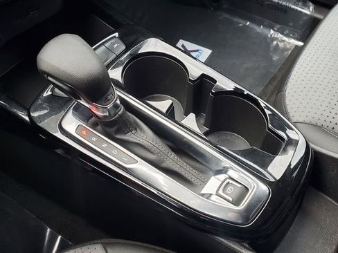 Certified 2025 Chevrolet Trax LT w/ Driver Confidence Package image 34