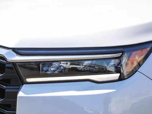Used 2026 Honda Pilot Elite image 7