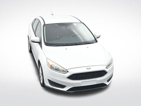 Used 2016 Ford Focus SE image 25