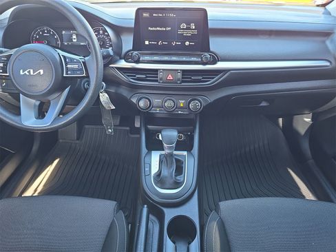 Used 2023 Kia Forte LXS w/ LXS Technology Package image 10