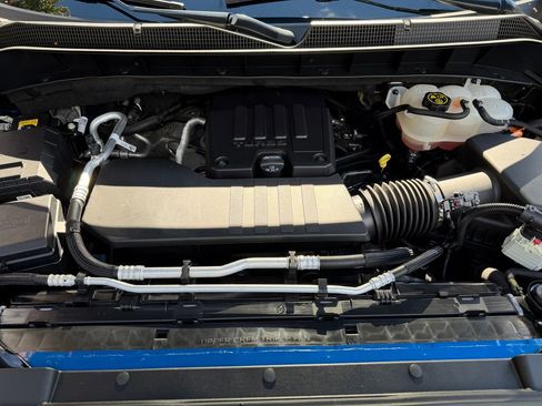 Used 2022 Chevrolet Silverado 1500 LT w/ Protection Package image 9