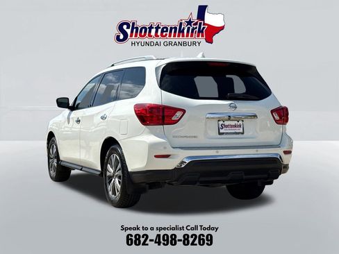 Used 2020 Nissan Pathfinder S FWD image 8