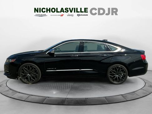 Used 2017 Chevrolet Impala Premier w/ Enhanced Convenience Package FWD image 2