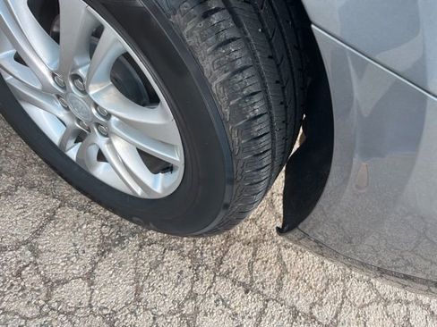 Used 2019 Buick Enclave Essence FWD image 7