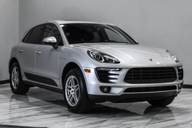 Used 2018 Porsche Macan Sport Edition AWD/4WD image 10