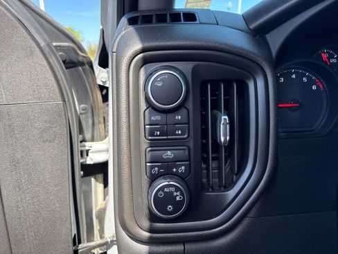 Used 2021 Chevrolet Silverado 1500 Custom Trail Boss image 19