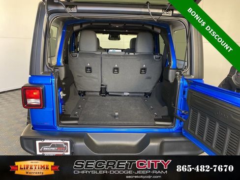 New 2026 Jeep Wrangler Unlimited Sport image 30