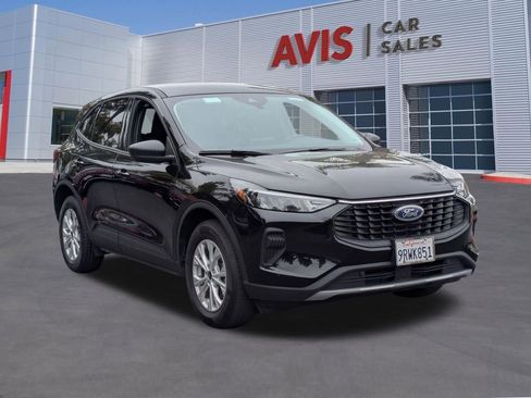 Used 2025 Ford Escape Active AWD/4WD image 3