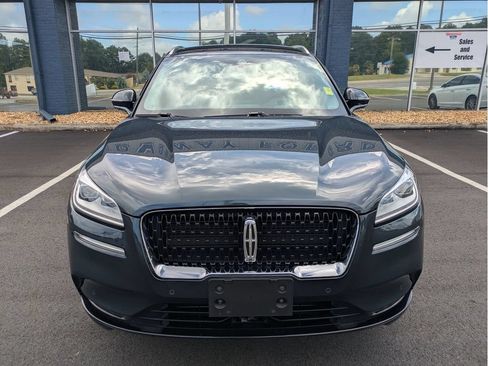 Used 2022 Lincoln Corsair Reserve w/ Equipment Group 201A AWD/4WD image 2
