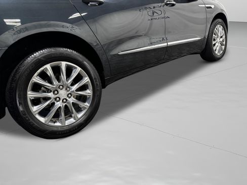 Used 2020 Buick Enclave Premium w/ Sun and Sites Package FWD image 44
