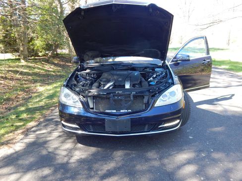 Used 2012 Mercedes-Benz S 550 4MATIC image 22