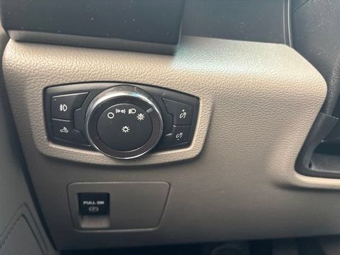 Used 2018 Ford F150 XL w/ Equipment Group 101A Mid RWD image 11