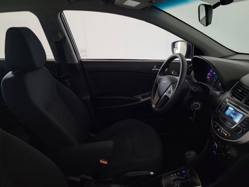 Used 2016 Hyundai Accent SE FWD image 21