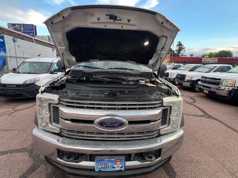 Used 2017 Ford F550 4x4 Crew Cab Super Duty image 19
