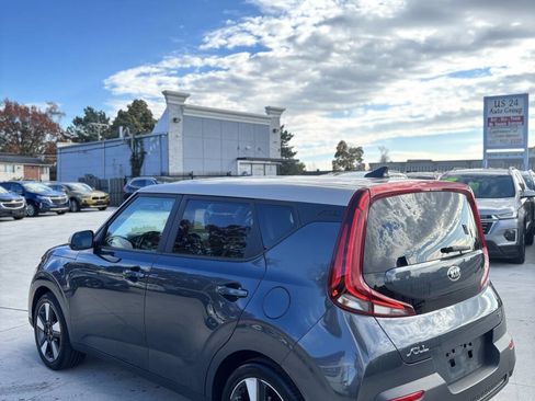 Used 2020 Kia Soul EX FWD image 5