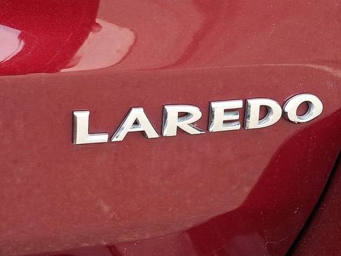 Used 2021 Jeep Grand Cherokee Laredo X AWD/4WD image 30