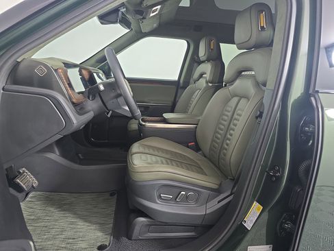 Used 2023 Rivian R1S Launch Edition AWD/4WD image 20