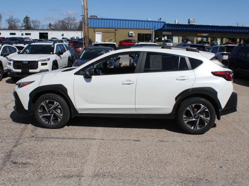 Used 2025 Subaru Crosstrek 2.0i Premium image 5