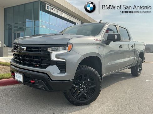 Used 2024 Chevrolet Silverado 1500 LT Trail Boss w/ Convenience Package II image 1