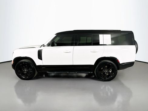 Used 2025 Land Rover Defender 130 X-Dynamic SE AWD/4WD image 8