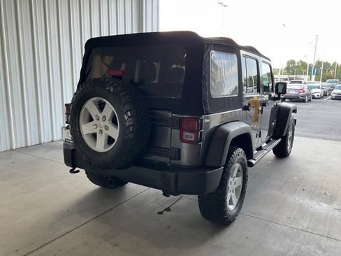 Used 2018 Jeep Wrangler Unlimited Sport S AWD/4WD image 20