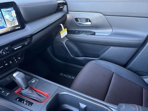 New 2026 Nissan Kicks SR w/ SR Premium Package image 18