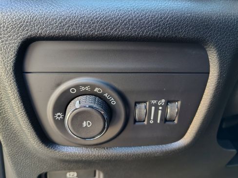 New 2025 Jeep Grand Cherokee Limited image 27