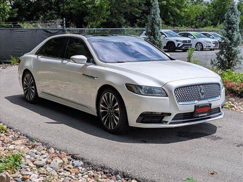 Used 2018 Lincoln Continental Reserve AWD/4WD image 8