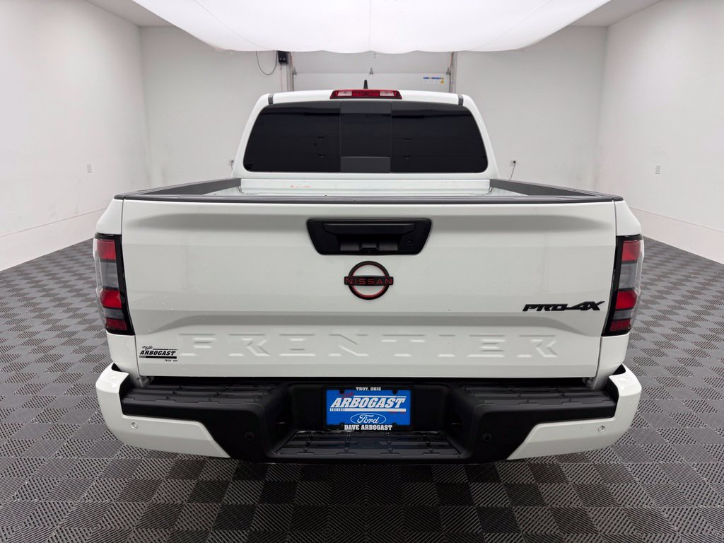 Used 2024 Nissan Frontier PRO-4X w/ Technology Package AWD/4WD image 9