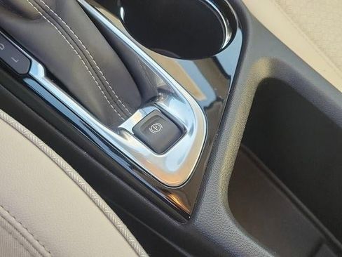 Used 2024 Buick Encore GX Preferred image 24