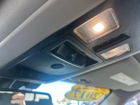 Used 2017 RAM 1500 Laramie w/ Convenience Group image 30