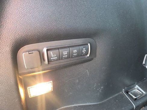 Used 2017 Ford Explorer Sport AWD/4WD image 13