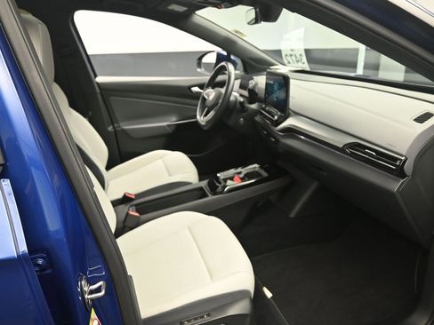 Certified 2021 Volkswagen ID.4 Pro S RWD image 28