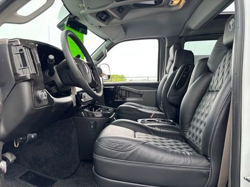 New 2026 GMC Savana 2500 Extended w/ Driver Convenience Package RWD image 16