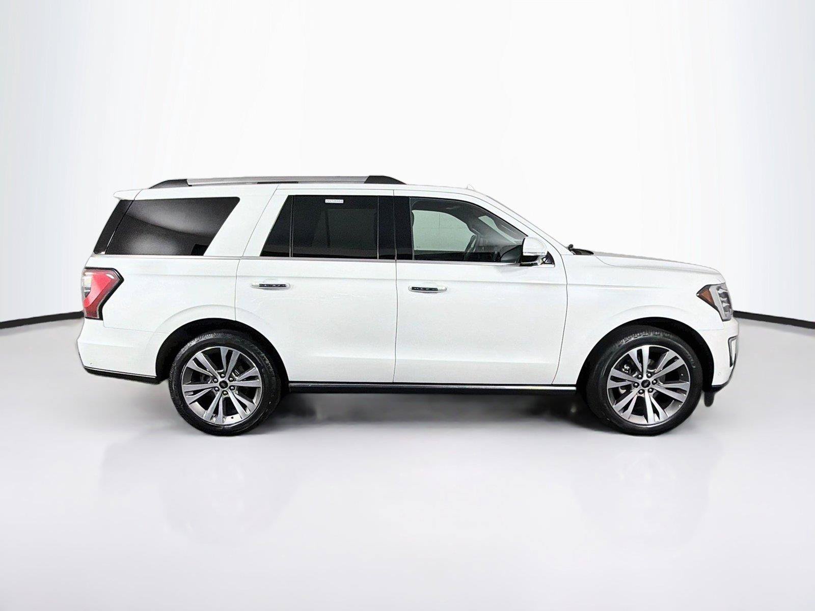 Used 2020 Ford Expedition Limited w/ Equipment Group 302A AWD/4WD image 13