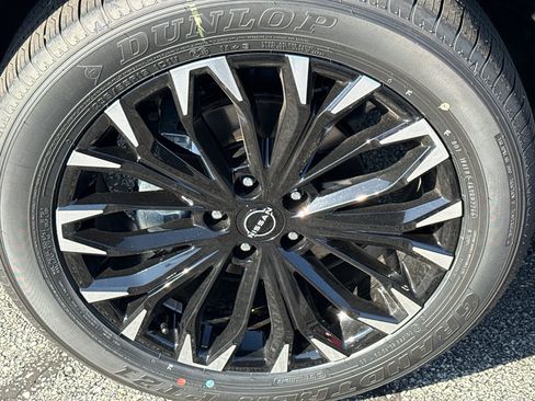 New 2026 Nissan Rogue SV AWD/4WD image 9