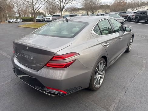Used 2024 Genesis G70 2.5T image 17
