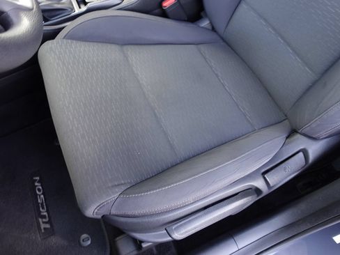 Used 2019 Hyundai Tucson SE FWD image 14