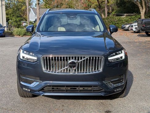 Certified 2024 Volvo XC90 B6 Plus w/ Protection Package Premier image 9