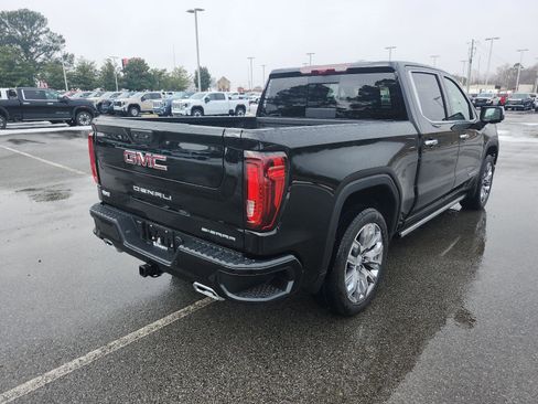 Used 2026 GMC Sierra 1500 Denali w/ Denali Reserve Package AWD/4WD image 3