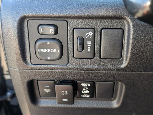 Used 2015 Toyota 4Runner Trail image 31