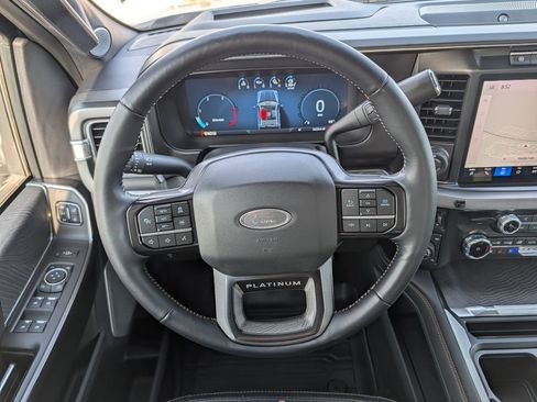 Certified 2024 Ford F250 Platinum w/ Tremor Off-Road Package AWD/4WD image 17
