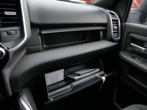 New 2026 RAM 2500 Big Horn AWD/4WD image 43